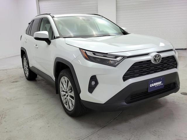 2024 Toyota RAV4 XLE Premium FWD