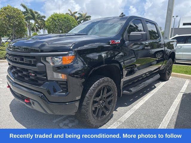 2022 Chevrolet Silverado 1500 Custom Trail Boss
