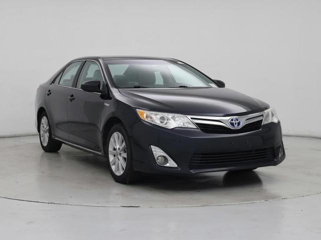 2014 Toyota Camry Hybrid XLE FWD