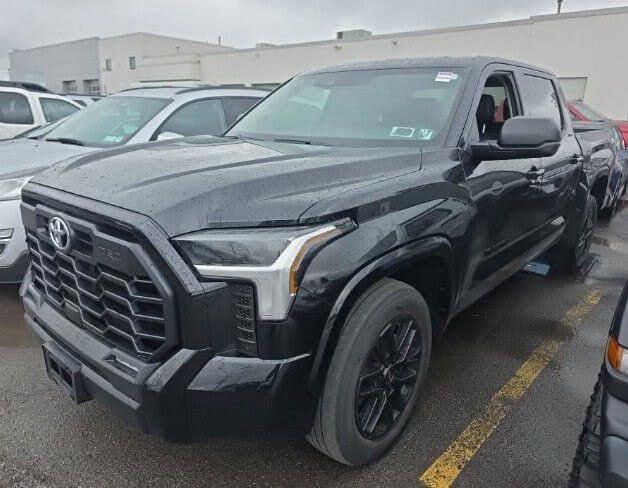 2023 Toyota Tundra 4WD SR5