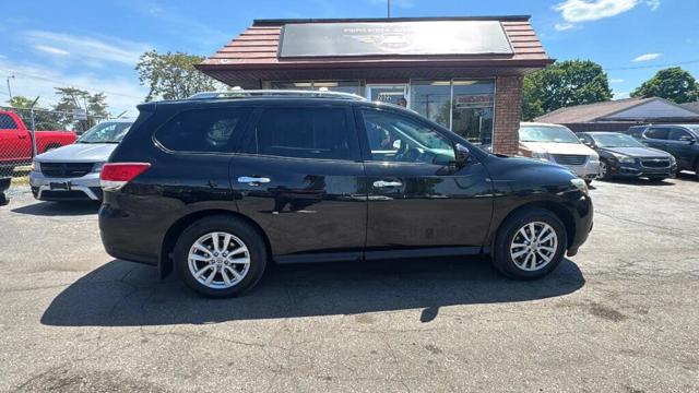2015 Nissan Pathfinder SV 4WD