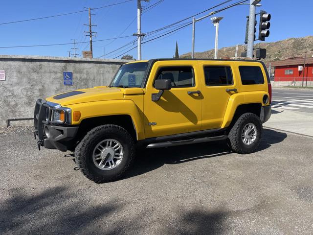 2006 HUMMER H3 Base