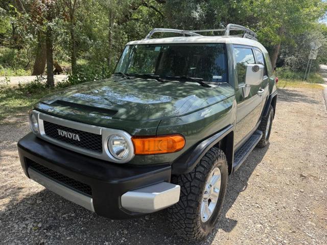 2012 Toyota FJ Cruiser Base