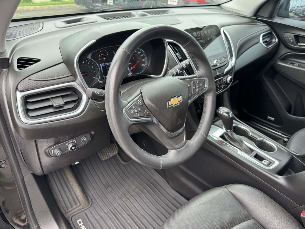 2018 Chevrolet Equinox Premier — photo 1 of 12