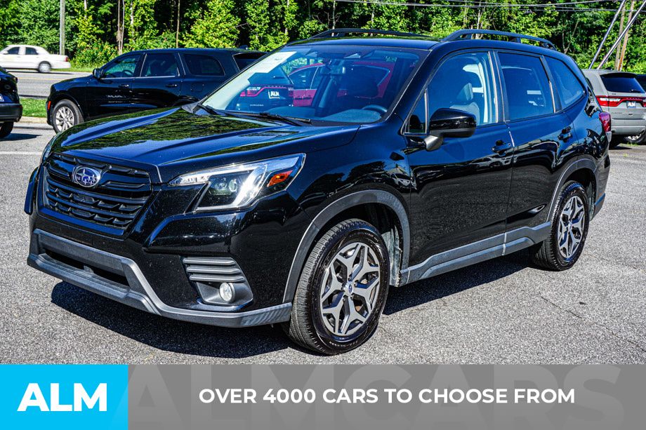 2023 Subaru Forester Premium — photo 1 of 12