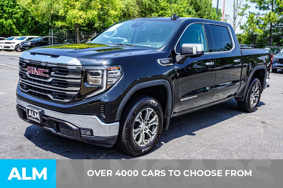 2025 GMC Sierra 1500 SLT — photo 1 of 12