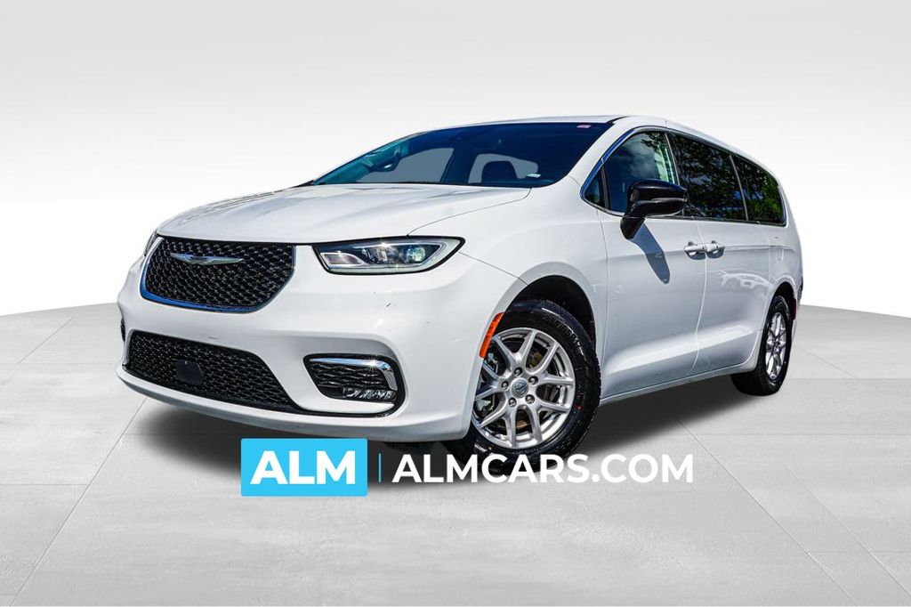 2024 Chrysler Pacifica