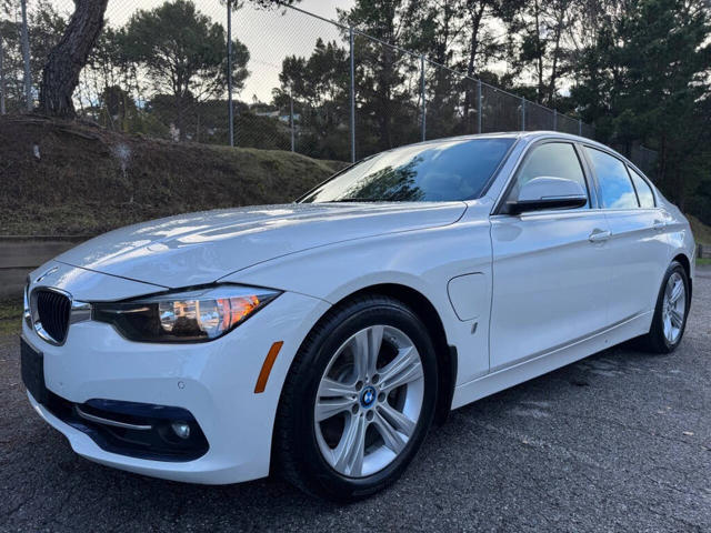 2017 BMW 3 Series 330e iPerformance