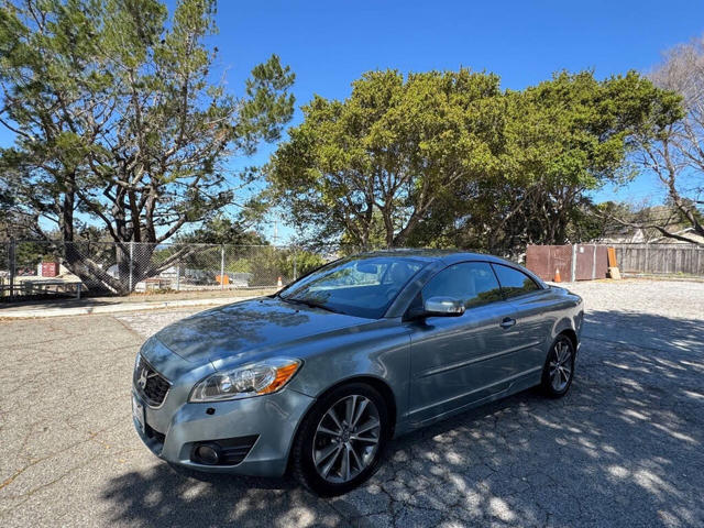 2011 Volvo C70 T5