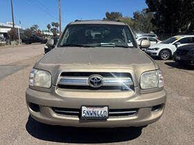 2005 Toyota Sequoia SR5