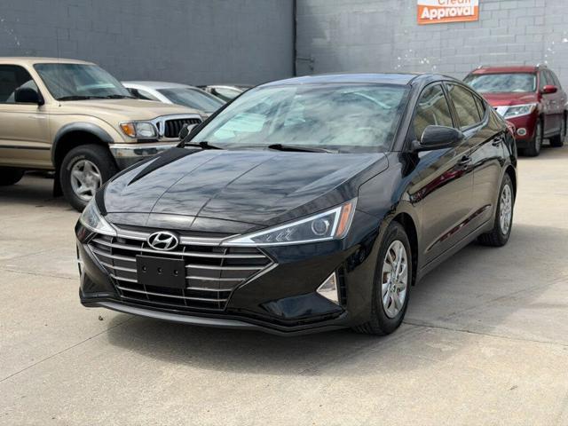 2019 Hyundai Elantra SE FWD