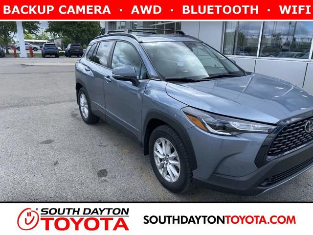 2024 Toyota Corolla Cross LE