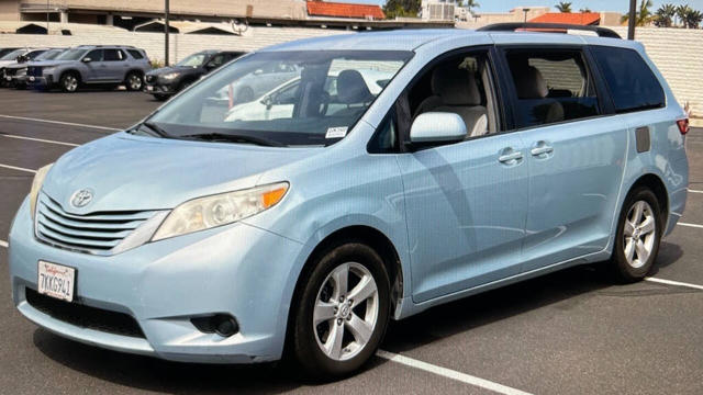 2015 Toyota Sienna LE 8-Passenger