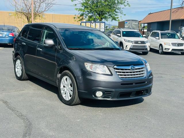 2009 Subaru Tribeca 5-Pass.
