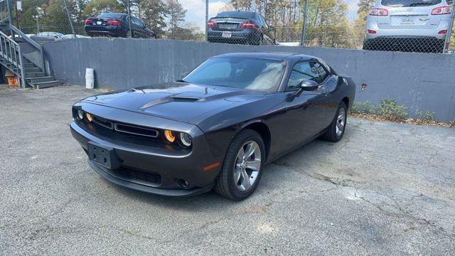 2021 Dodge Challenger SXT