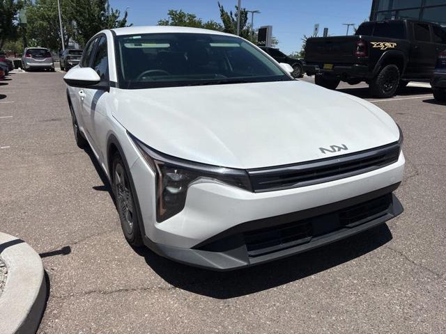 2025 Kia K4 LX FWD