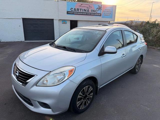 2013 Nissan Versa 1.6 SV