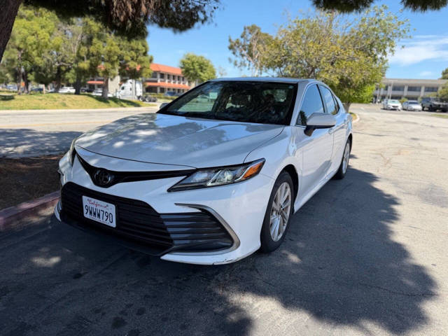 2022 Toyota Camry LE