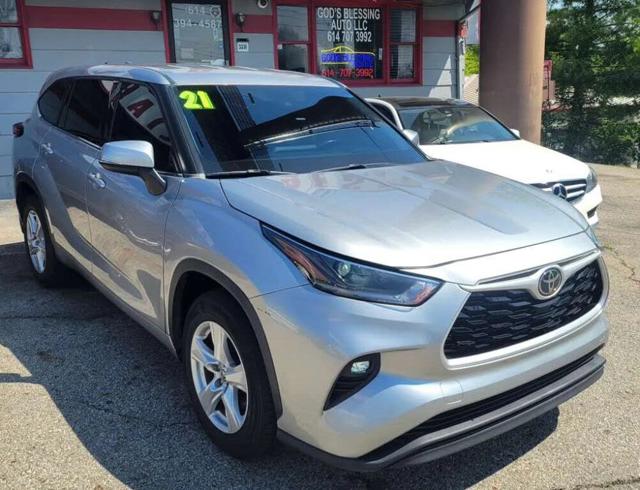 2021 Toyota Highlander LE FWD