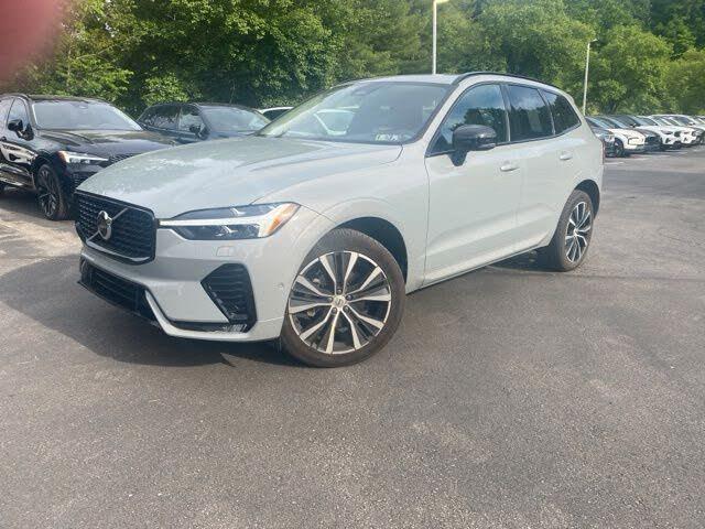 2024 Volvo XC60 B5 Plus Dark Theme AWD