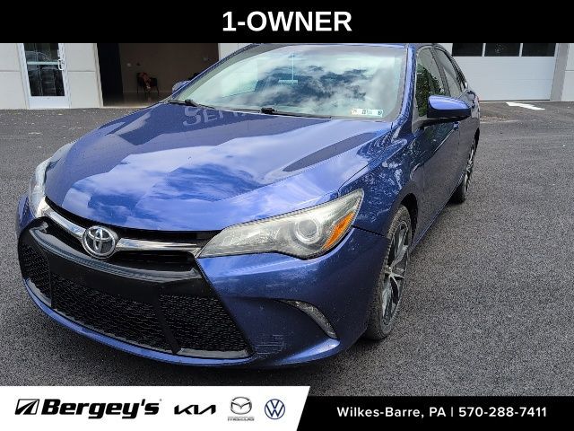 2016 Toyota Camry XSE