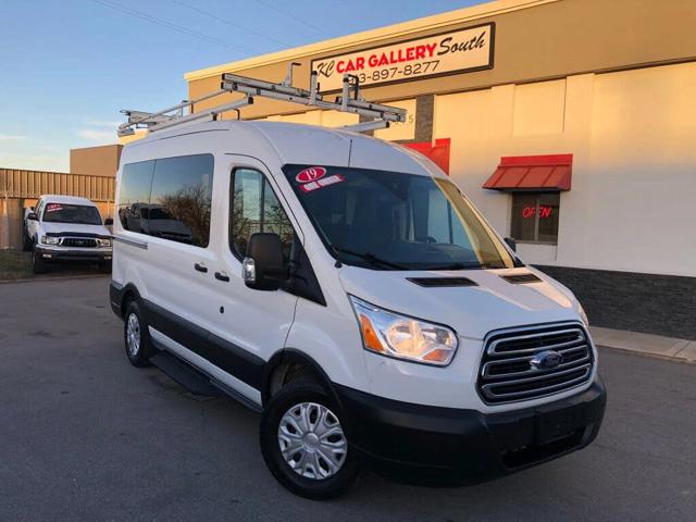 2019 Ford Transit Passenger Wagon 150 XLT Medium Roof RWD with S