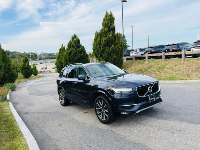 2017 Volvo XC90 T6 Momentum