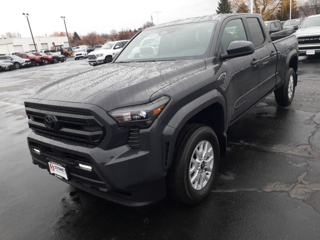2026 Toyota Tacoma 4WD SR5