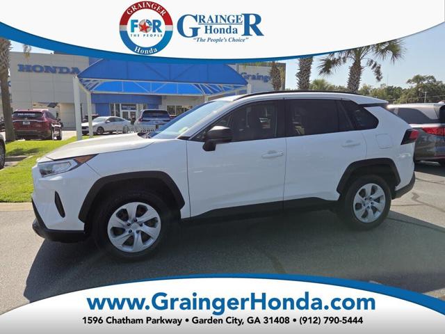 2020 Toyota RAV4 LE