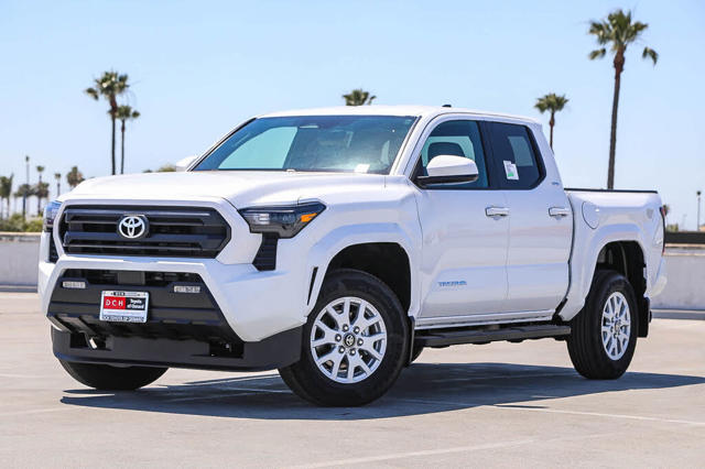 2026 Toyota Tacoma 2WD SR5 RWD