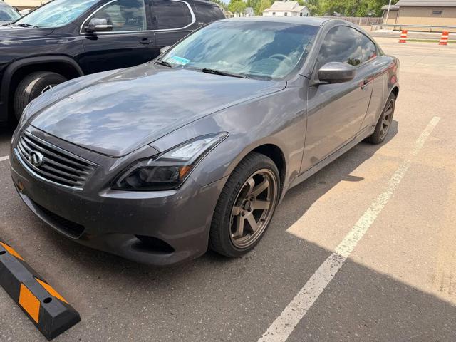 2011 Infiniti G37 Coupe x