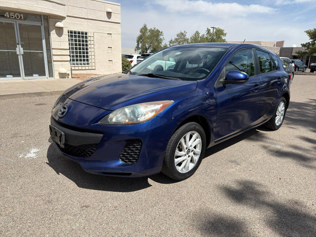 2013 Mazda Mazda3 i Touring Hatchback