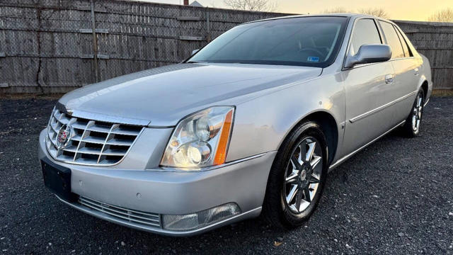 2011 Cadillac DTS Luxury Collection