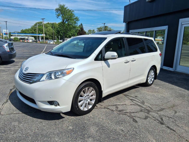 2014 Toyota Sienna Limited 7-Passenger