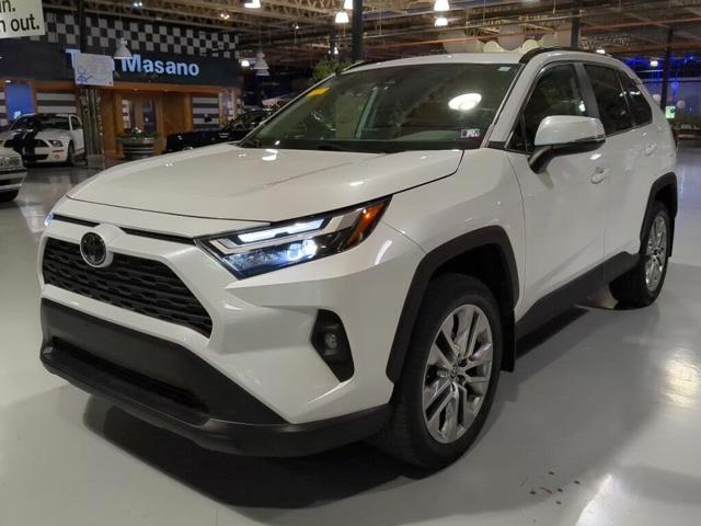 2023 Toyota RAV4 XLE Premium