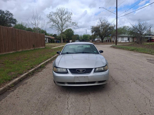 2004 Ford Mustang Base