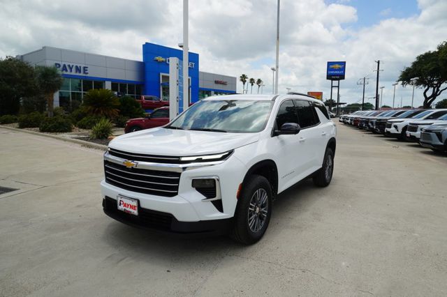 2026 Chevrolet Traverse LT FWD