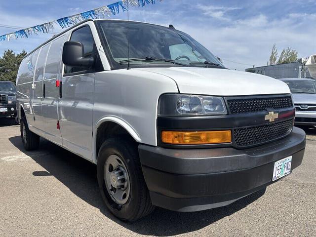 2023 Chevrolet Express 2500