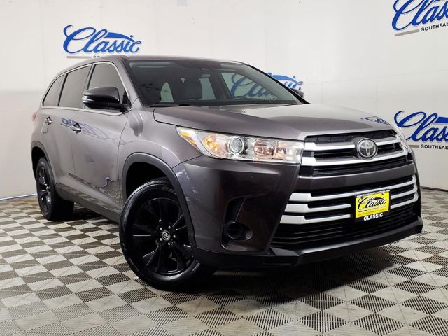 2019 Toyota Highlander LE