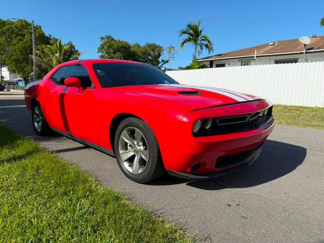 2017 Dodge Challenger SXT