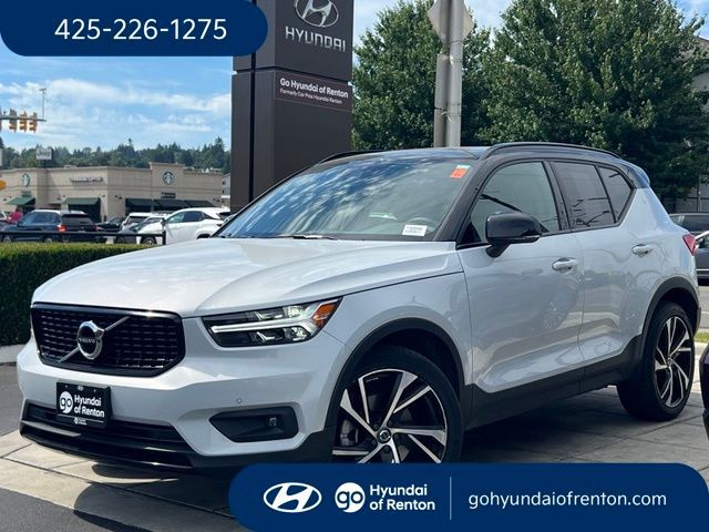 2020 Volvo XC40 T5 R-Design