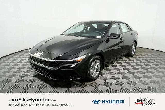 2026 Hyundai Elantra SE FWD