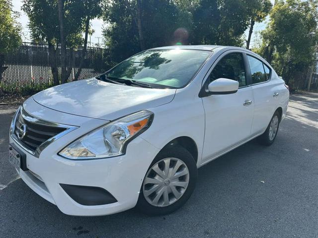 2016 Nissan Versa 1.6 SV