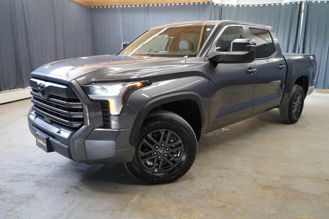 2025 Toyota Tundra 4WD SR5