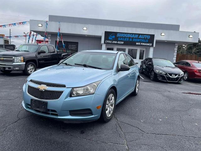 2012 Chevrolet Cruze LS Sedan FWD