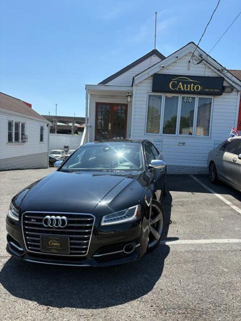 2015 Audi S8 4.0T quattro