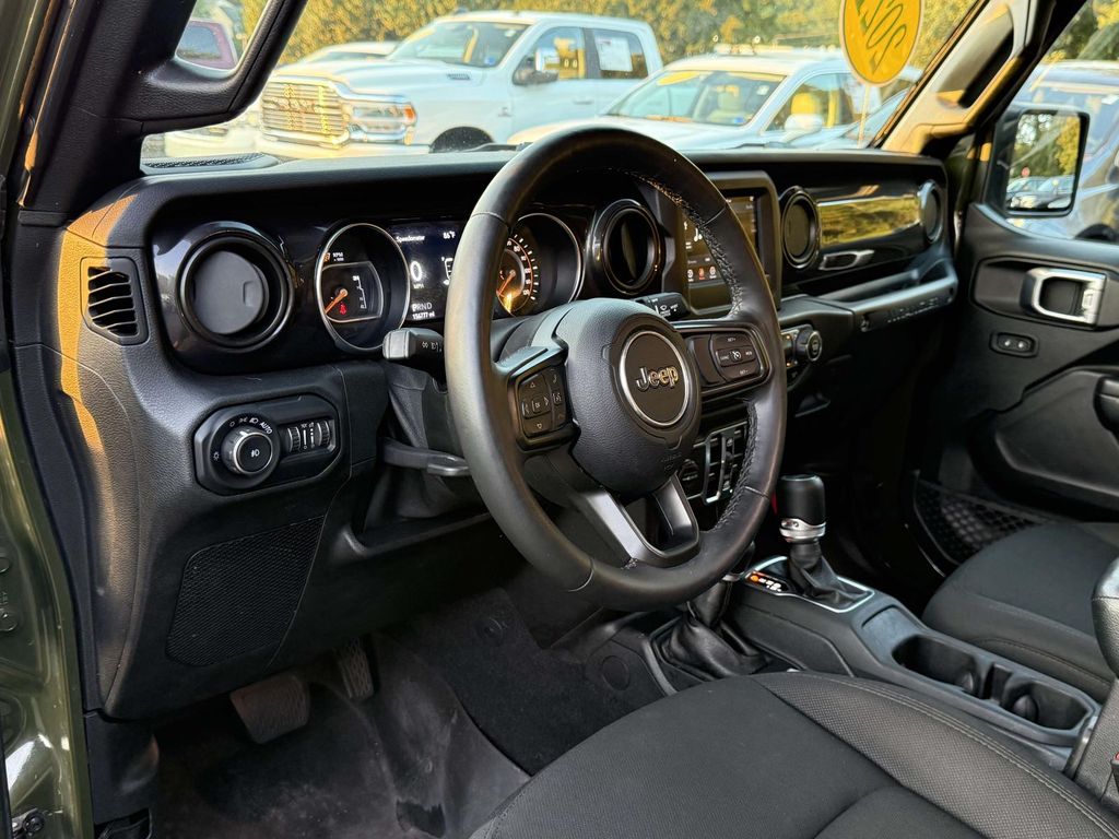 2021 Jeep Wrangler Unlimited Sport Altitude — photo 1 of 12