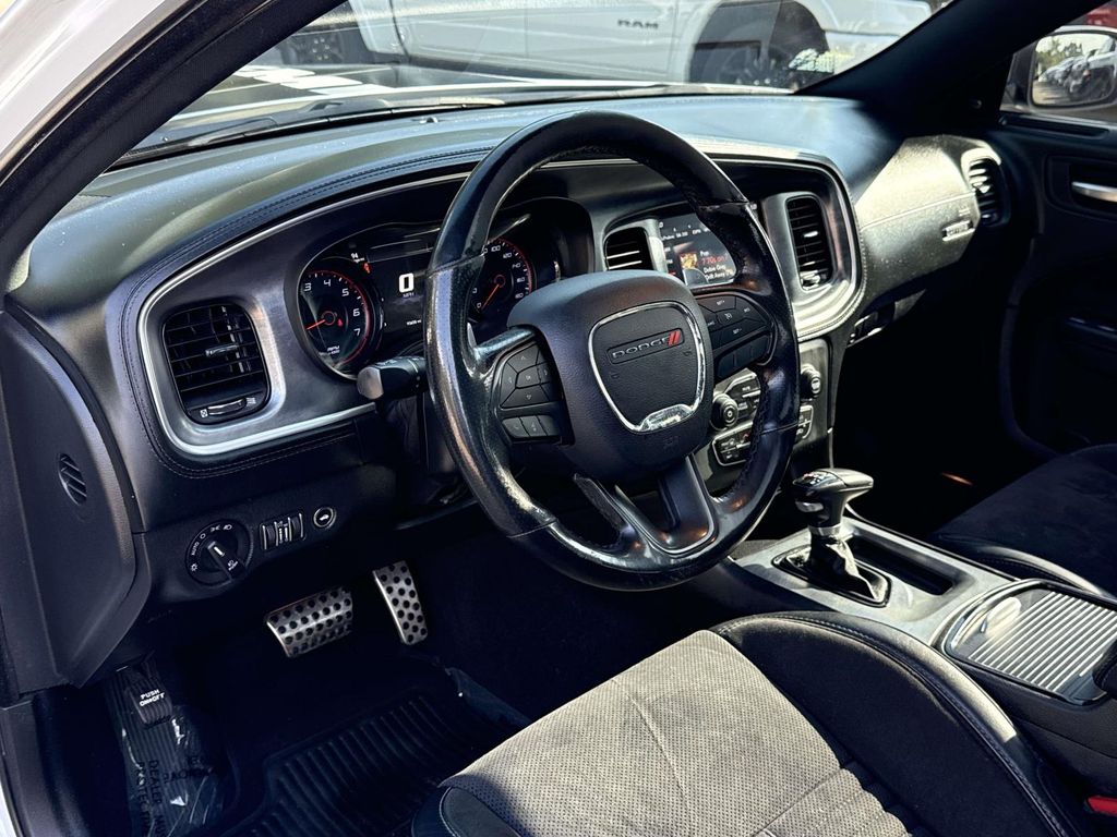 2019 Dodge Charger R/T Scat Pack — photo 1 of 12