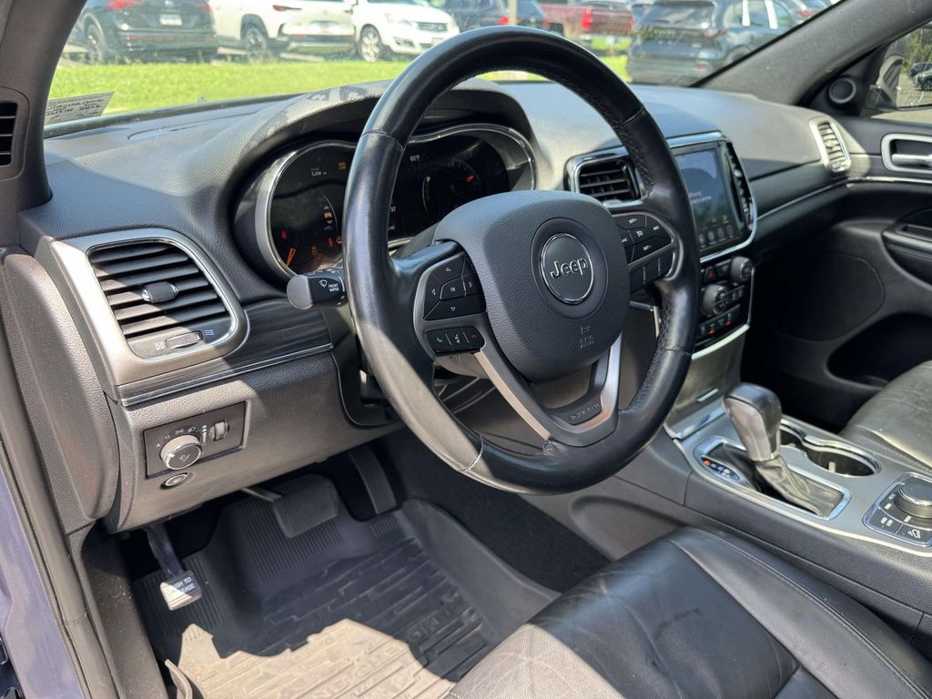 2020 Jeep Grand Cherokee Limited — photo 1 of 12