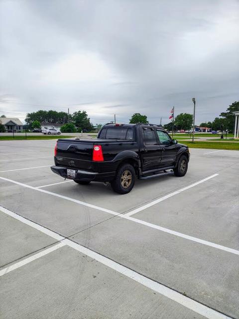 2005 Ford Explorer Sport Trac XLT